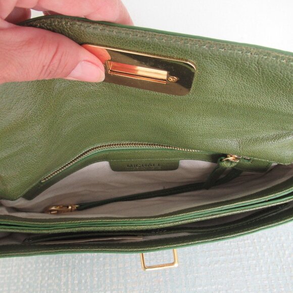 Michael Kors Genuine Leather Rectangular Medium Sz Shoulder Bag Green Gold *Flaw - Picture 8 of 15